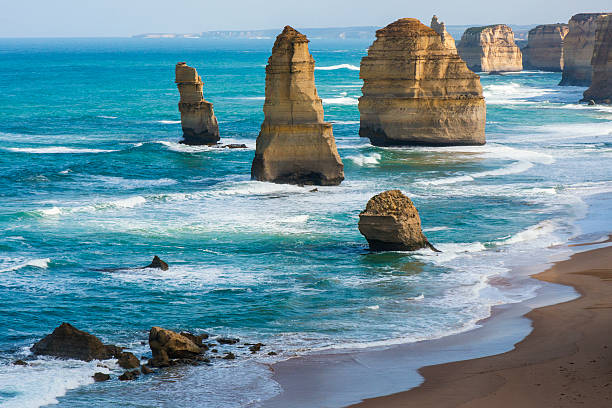 Explore Australia’s Iconic Tours: From Great Barrier Reef to Urban Marvels & Beyond